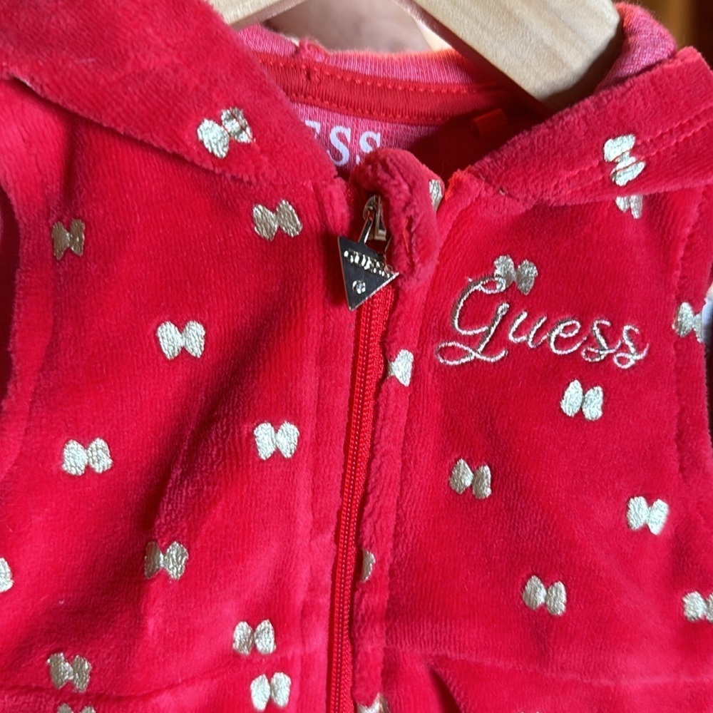 Guess Red Velvet w/ Gold Bows Vest Hooded Jacket Size 0-3 Mths - Picture 2 of 5